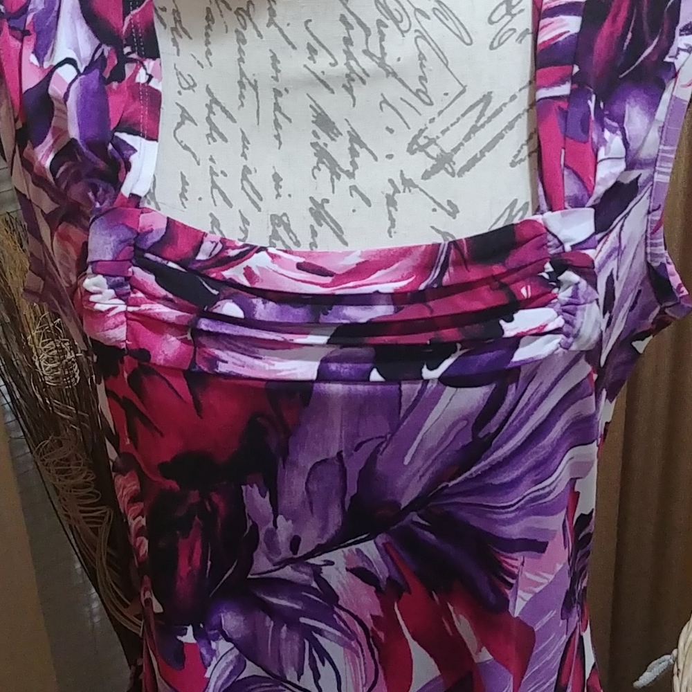 Multi-color Top - Picture 2 of 2